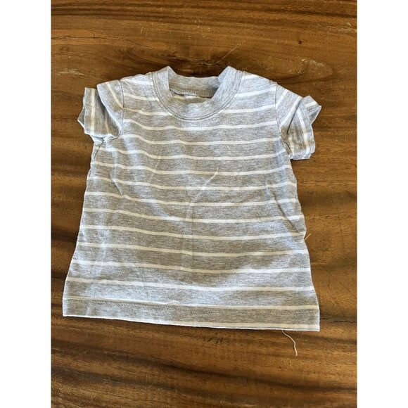 Large Lot Infant (6 - 12 Months) Clothes Assorted Lot - Picture 14 of 16